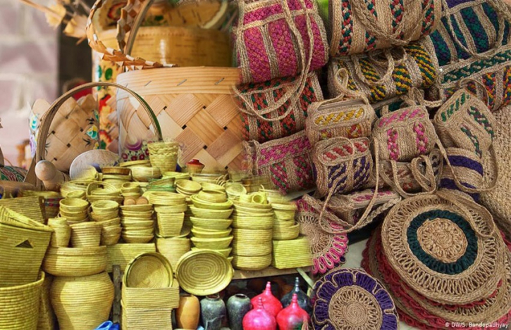 তাঁতি/কুঁটি শিল্পী